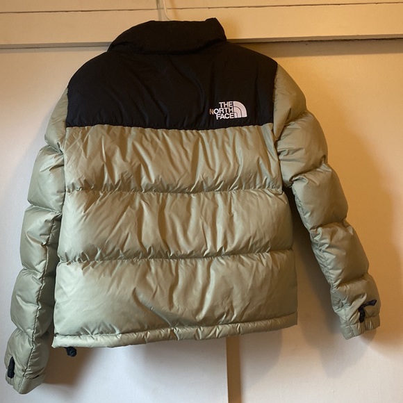 North Face Puffer - Picture 4 of 4